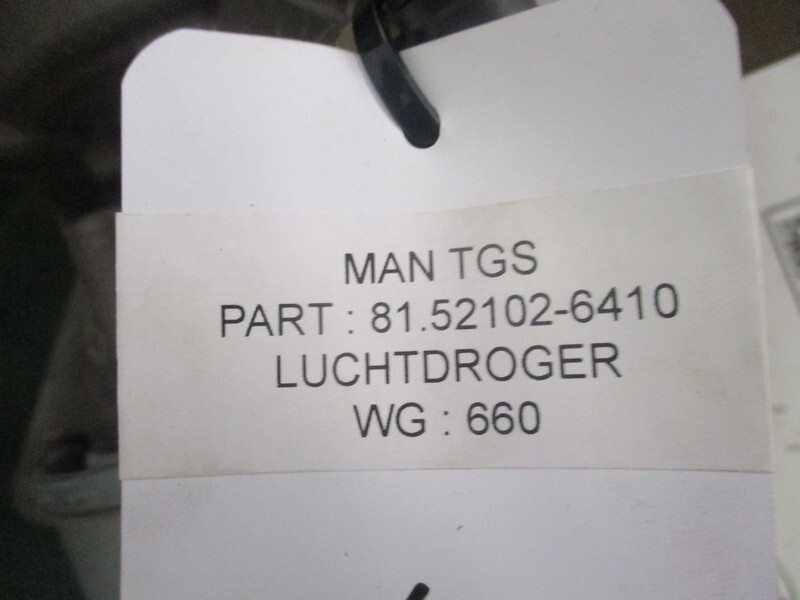 MAN 81.52102-6410 luchtdroger nieuwe - Remdelen voor Vrachtwagen: afbeelding 2 MAN 81.52102-6410 luchtdroger nieuwe - Remdelen voor Vrachtwagen: afbeelding 2