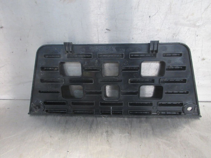 Mercedes-Benz A 943 666 00 28 TREDEPLANGK ATEGO EURO 6 - Cabine en interieur voor Vrachtwagen: afbeelding 2 Mercedes-Benz A 943 666 00 28 TREDEPLANGK ATEGO EURO 6 - Cabine en interieur voor Vrachtwagen: afbeelding 2