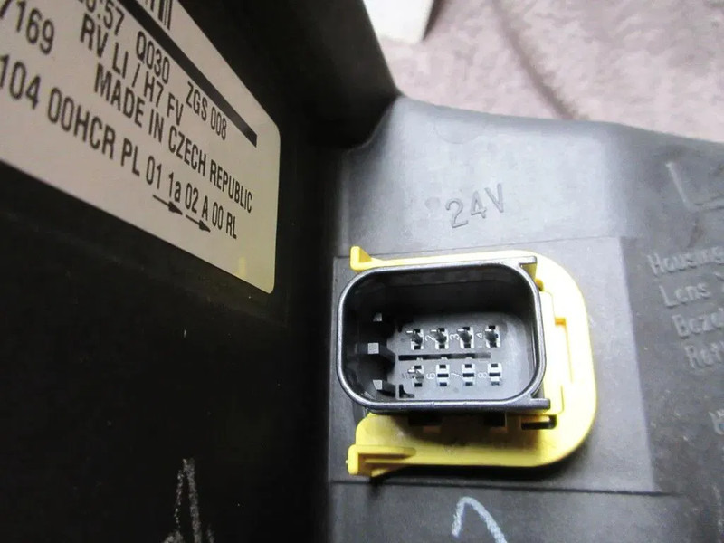 Koplamp voor Vrachtwagen Mercedes-Benz A 960 820 02 39 KOPLAMP MERCEDES 1845 MP4 EURO 6 LINKS: afbeelding 7 Koplamp voor Vrachtwagen Mercedes-Benz A 960 820 02 39 KOPLAMP MERCEDES 1845 MP4 EURO 6 LINKS: afbeelding 7