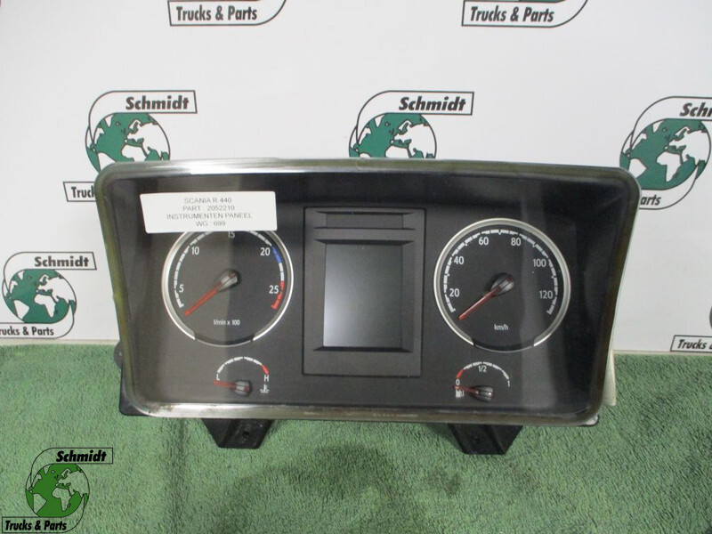 Scania R440 2052210 INSTRUMENTENPANEEL - Instrumentenpaneel voor Vrachtwagen: afbeelding 1 Scania R440 2052210 INSTRUMENTENPANEEL - Instrumentenpaneel voor Vrachtwagen: afbeelding 1
