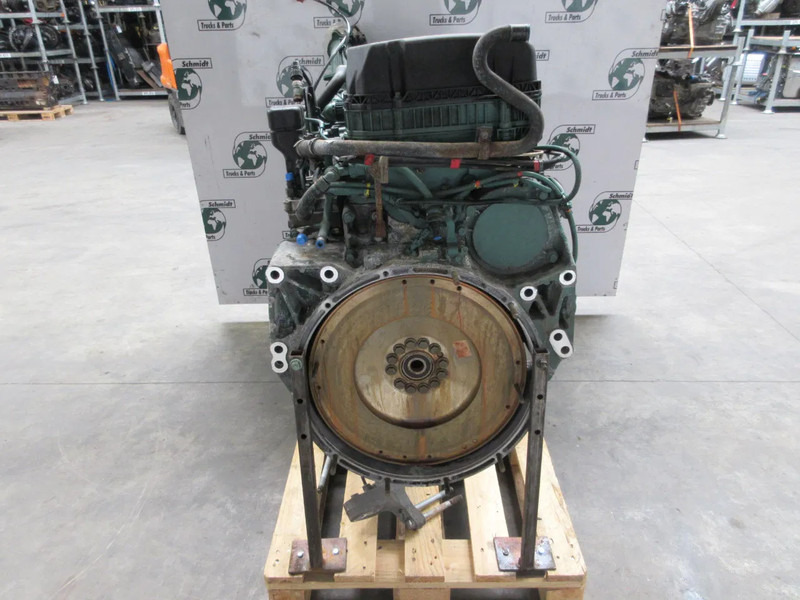 Volvo 22073570 // 85073570 // 85008006 // 85013664 VOLVO FM 370 EURO 6 - Motor voor Vrachtwagen: afbeelding 4 Volvo 22073570 // 85073570 // 85008006 // 85013664 VOLVO FM 370 EURO 6 - Motor voor Vrachtwagen: afbeelding 4