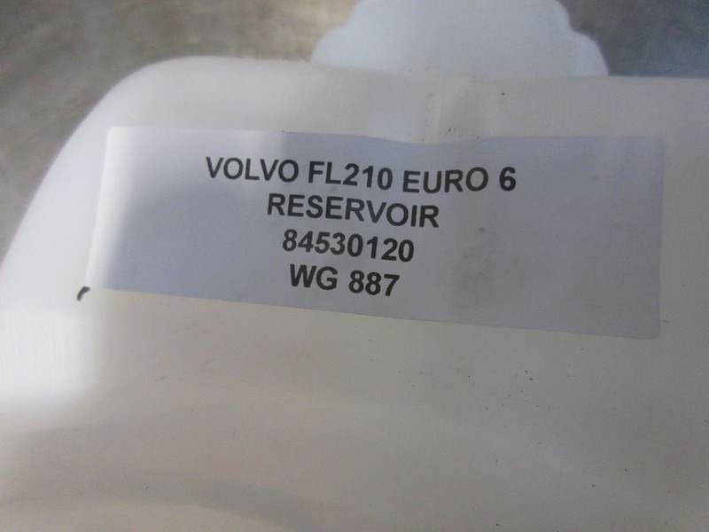 Volvo 84530120 RESERVOIR VOLVO FL210 EURO 6 - Cabine en interieur voor Vrachtwagen: afbeelding 5 Volvo 84530120 RESERVOIR VOLVO FL210 EURO 6 - Cabine en interieur voor Vrachtwagen: afbeelding 5