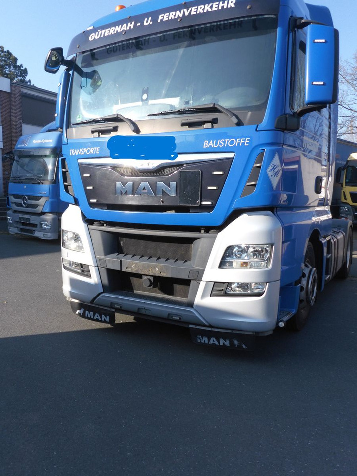 MAN TGX 18.440 Top Zustand Reifen 70 % grossesHaus - Trekker: afbeelding 1 MAN TGX 18.440 Top Zustand Reifen 70 % grossesHaus - Trekker: afbeelding 1