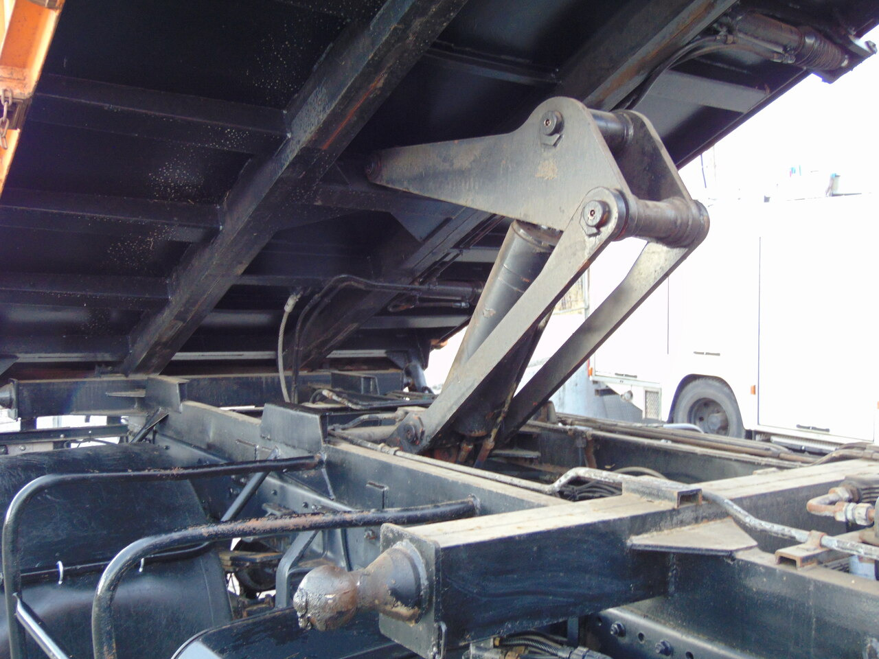 Kipper vrachtwagen MAN 18-224 4x4 KIPER: afbeelding 14 Kipper vrachtwagen MAN 18-224 4x4 KIPER: afbeelding 14