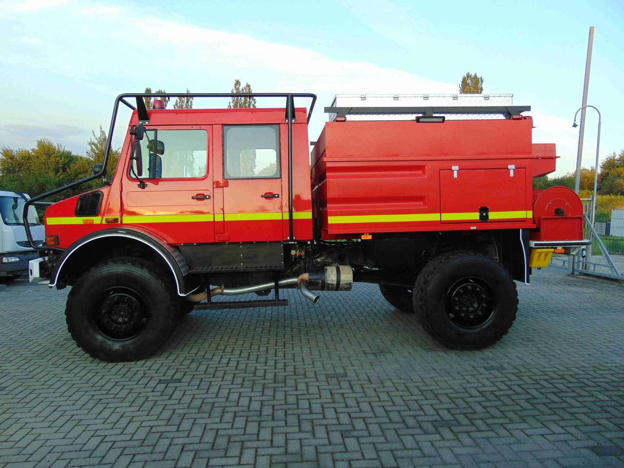 MERCEDES-BENZ Unimog U5000 4x4 DESAUTEL - 5000 WATER !!! - Brandweerwagen: afbeelding 5 MERCEDES-BENZ Unimog U5000 4x4 DESAUTEL - 5000 WATER !!! - Brandweerwagen: afbeelding 5