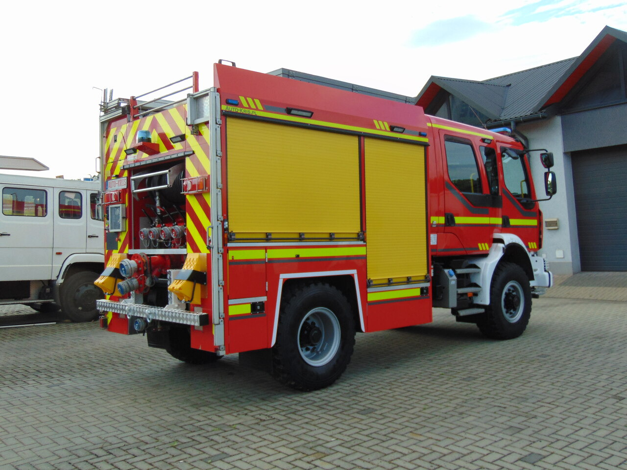 RENAULT Midlum 240DXi 4x4 GIMAEX - Brandweerwagen: afbeelding 4 RENAULT Midlum 240DXi 4x4 GIMAEX - Brandweerwagen: afbeelding 4