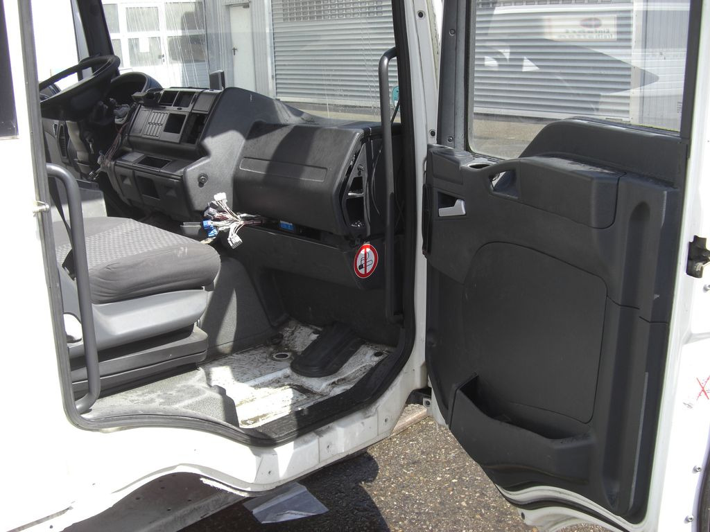 Cabine MAN Kurz TGA / TGS: afbeelding 15 Cabine MAN Kurz TGA / TGS: afbeelding 15