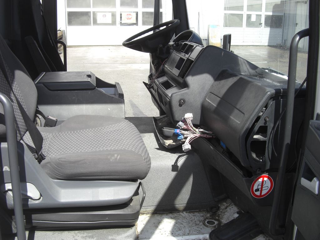 Cabine MAN Kurz TGA / TGS: afbeelding 16 Cabine MAN Kurz TGA / TGS: afbeelding 16