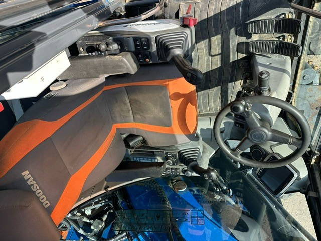 Doosan DX170W - Mobiele graafmachine: afbeelding 2 Doosan DX170W - Mobiele graafmachine: afbeelding 2
