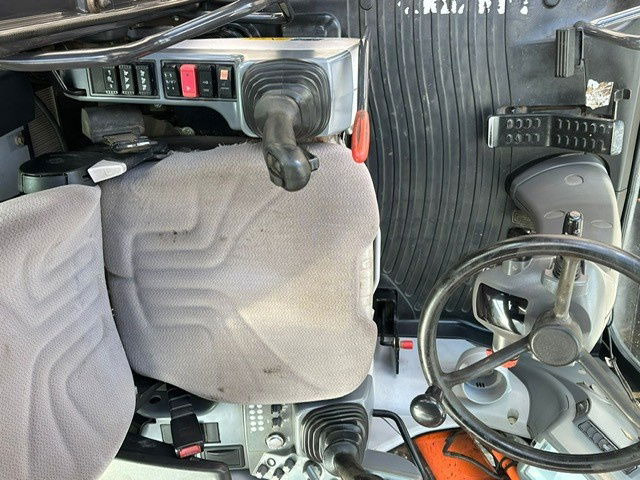 Hitachi ZX170W-6 - Mobiele graafmachine: afbeelding 2 Hitachi ZX170W-6 - Mobiele graafmachine: afbeelding 2