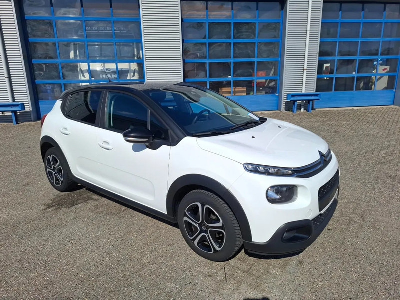 Citroën C3 C3 / NAVI / AIRCO / TEMPOMAAT / LINE DETECTION / PARKSENSORS / DAB RADIO / 146790 KM / EX BPM / MANUAL / 2020 - Hatchback: afbeelding 2 Citroën C3 C3 / NAVI / AIRCO / TEMPOMAAT / LINE DETECTION / PARKSENSORS / DAB RADIO / 146790 KM / EX BPM / MANUAL / 2020 - Hatchback: afbeelding 2