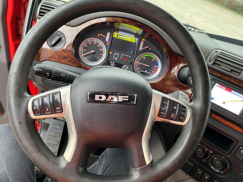 Bakwagen DAF CF400 / CURTAIN SAILS / BIG PLATFORM 2500 KG / DEB / NAVI / FULL-AIR / LWDS / ACC / AUTOMATIC / EURO-6 / 2015: afbeelding 15
