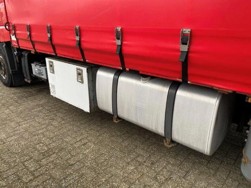 Bakwagen DAF CF400 / CURTAIN SAILS / BIG PLATFORM 2500 KG / DEB / NAVI / FULL-AIR / LWDS / ACC / AUTOMATIC / EURO-6 / 2015: afbeelding 11