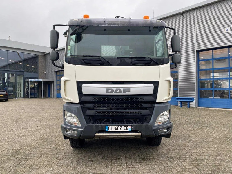 Kraanwagen DAF CF410 / 8X4 / BIG AXLE / FULL-STEEL /2 SIDE TIPPER/ ONLY:363247 KM / AUTOMATIC / EURO-6 / 2014: afbeelding 6 Kraanwagen DAF CF410 / 8X4 / BIG AXLE / FULL-STEEL /2 SIDE TIPPER/ ONLY:363247 KM / AUTOMATIC / EURO-6 / 2014: afbeelding 6