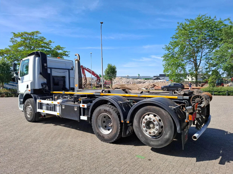 DAF CF85-430 / INTARDER / AJK HOOK SYSTEM / ONLY:431235 KM / LIFT+LENKACHSE / AIRCO / AUTOMATIC / EURO-3 / 2006 - Haakarmsysteem vrachtwagen: afbeelding 5 DAF CF85-430 / INTARDER / AJK HOOK SYSTEM / ONLY:431235 KM / LIFT+LENKACHSE / AIRCO / AUTOMATIC / EURO-3 / 2006 - Haakarmsysteem vrachtwagen: afbeelding 5