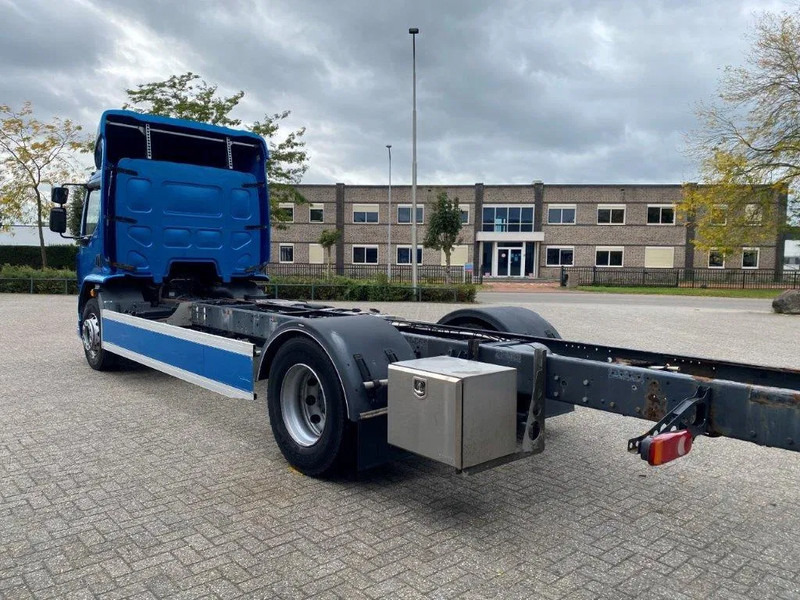 DAF LF290 / ONLY:429873KM / LWDS / GOOD TYRES / AUTOMATIC / EURO-6 / 2018 - Chassis vrachtwagen: afbeelding 3 DAF LF290 / ONLY:429873KM / LWDS / GOOD TYRES / AUTOMATIC / EURO-6 / 2018 - Chassis vrachtwagen: afbeelding 3