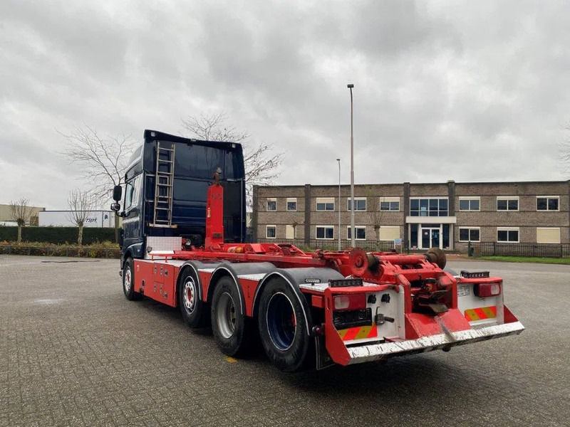 DAF XF106-530 8X2 / AJK HOOKLIFT 25000KG / 9 TON FRONT AXLE / NAVI / ONLY:612482 KM / SSC / AUTOMATIC / EURO-6 / 2019 - Haakarmsysteem vrachtwagen: afbeelding 3 DAF XF106-530 8X2 / AJK HOOKLIFT 25000KG / 9 TON FRONT AXLE / NAVI / ONLY:612482 KM / SSC / AUTOMATIC / EURO-6 / 2019 - Haakarmsysteem vrachtwagen: afbeelding 3