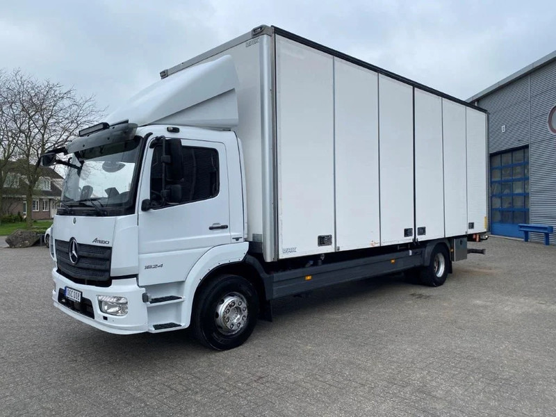 Mercedes-Benz ATEGO 1624 / AUTOMATIC / CLOSED BOX / SIDE DOORS / AIRCO / LWDS / FCW / EURO-6 / 2016 - Bakwagen: afbeelding 1 Mercedes-Benz ATEGO 1624 / AUTOMATIC / CLOSED BOX / SIDE DOORS / AIRCO / LWDS / FCW / EURO-6 / 2016 - Bakwagen: afbeelding 1