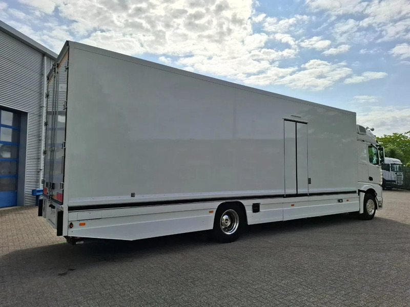 Mercedes-Benz Actros 1843 / GERMAN FLOWER TRUCK / 162021 KM / ISOLATED BOX / COOL & HEATED / NAVI / PLATFORM 1500 KG / TOP CONDITION / FULL-AI - Zelfrijdende verkoopwagen: afbeelding 5 Mercedes-Benz Actros 1843 / GERMAN FLOWER TRUCK / 162021 KM / ISOLATED BOX / COOL & HEATED / NAVI / PLATFORM 1500 KG / TOP CONDITION / FULL-AI - Zelfrijdende verkoopwagen: afbeelding 5
