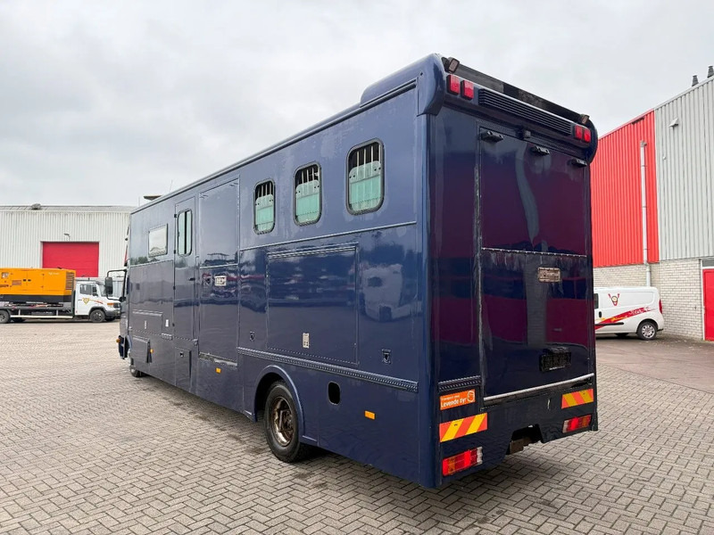 Mercedes-Benz Atego 1223 / ENGINE RUNNING / ONLY:159450 KM / HORSETRUCK / HEATED BOX / GEN2-TACHO= WATERTANK / LIVING ROOM / EURO-2 / MANUAL / - Paardenvrachtwagen: afbeelding 3 Mercedes-Benz Atego 1223 / ENGINE RUNNING / ONLY:159450 KM / HORSETRUCK / HEATED BOX / GEN2-TACHO= WATERTANK / LIVING ROOM / EURO-2 / MANUAL / - Paardenvrachtwagen: afbeelding 3