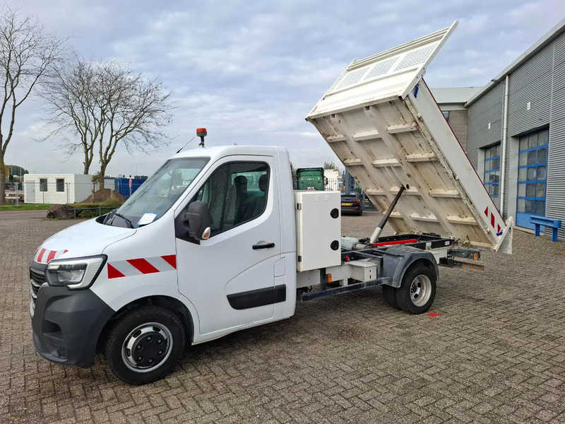 Renault Master / TIPPER / ONLY:59243 KM / NAVI / AIRCO / TEMPOMAAT / MANUAL / EURO-6 / 2021 - Kipper bestelwagen: afbeelding 1 Renault Master / TIPPER / ONLY:59243 KM / NAVI / AIRCO / TEMPOMAAT / MANUAL / EURO-6 / 2021 - Kipper bestelwagen: afbeelding 1