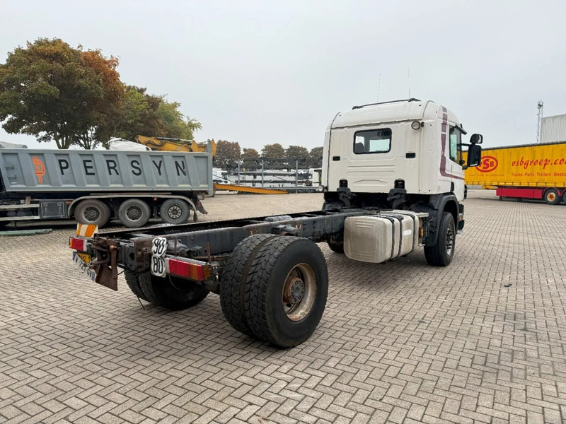 Scania 124-420 / ENGINE RUNNING / RETARDER / BIG AXLE / FULL-STEEL / ONLY: 540918 KM / OLD TACHO / AIRCO / MANUAL / EURO-3 / 2002 - Chassis vrachtwagen: afbeelding 5 Scania 124-420 / ENGINE RUNNING / RETARDER / BIG AXLE / FULL-STEEL / ONLY: 540918 KM / OLD TACHO / AIRCO / MANUAL / EURO-3 / 2002 - Chassis vrachtwagen: afbeelding 5