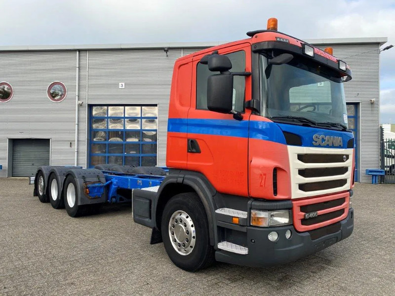 Scania G400 / 8X4 / 9TON FRONT AXLE / PTO / LIFT+LENKACHSE / ALCOA'S / AIRCO / MANUAL / EURO-5 / 2011 - Chassis vrachtwagen: afbeelding 2 Scania G400 / 8X4 / 9TON FRONT AXLE / PTO / LIFT+LENKACHSE / ALCOA'S / AIRCO / MANUAL / EURO-5 / 2011 - Chassis vrachtwagen: afbeelding 2