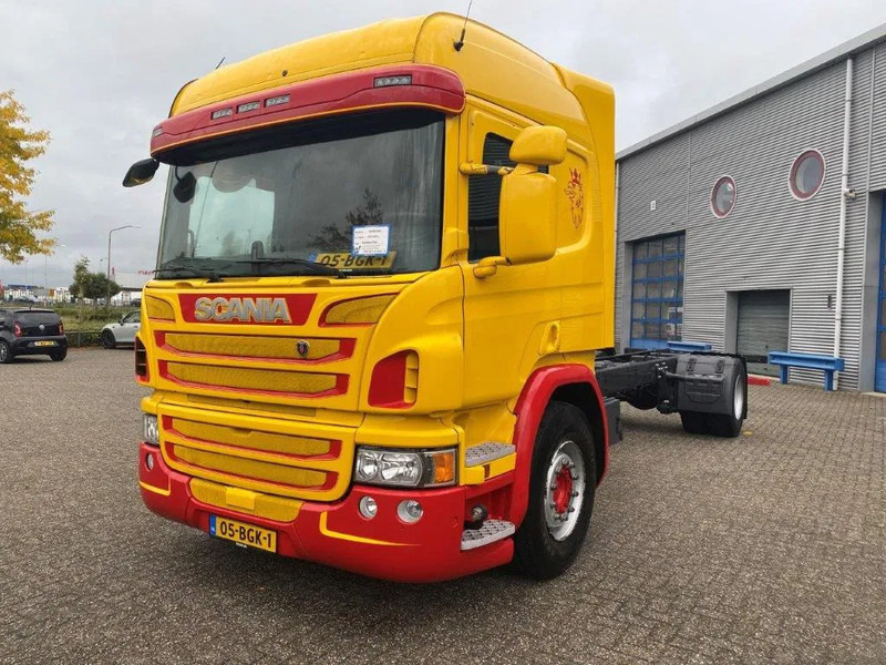 Scania P250 / NL TRUCK / LWDS / FULL-AIR / GOOD CONDITION / AUTOMATIC / EURO-6 / 2015 - Chassis vrachtwagen: afbeelding 1 Scania P250 / NL TRUCK / LWDS / FULL-AIR / GOOD CONDITION / AUTOMATIC / EURO-6 / 2015 - Chassis vrachtwagen: afbeelding 1