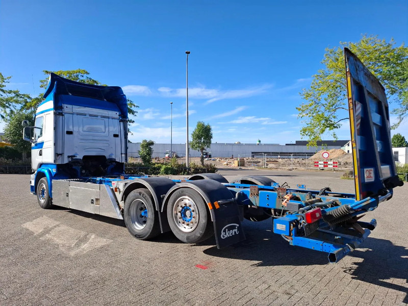 Scania R580 V8 / RETARDER / LIFT+LENKACHSE / FULL-AIR / PLATFORM 2000 KG / LEATHER / AIRCO / AUTOMATIC / EURO-6 / 2015 - Chassis vrachtwagen: afbeelding 3 Scania R580 V8 / RETARDER / LIFT+LENKACHSE / FULL-AIR / PLATFORM 2000 KG / LEATHER / AIRCO / AUTOMATIC / EURO-6 / 2015 - Chassis vrachtwagen: afbeelding 3