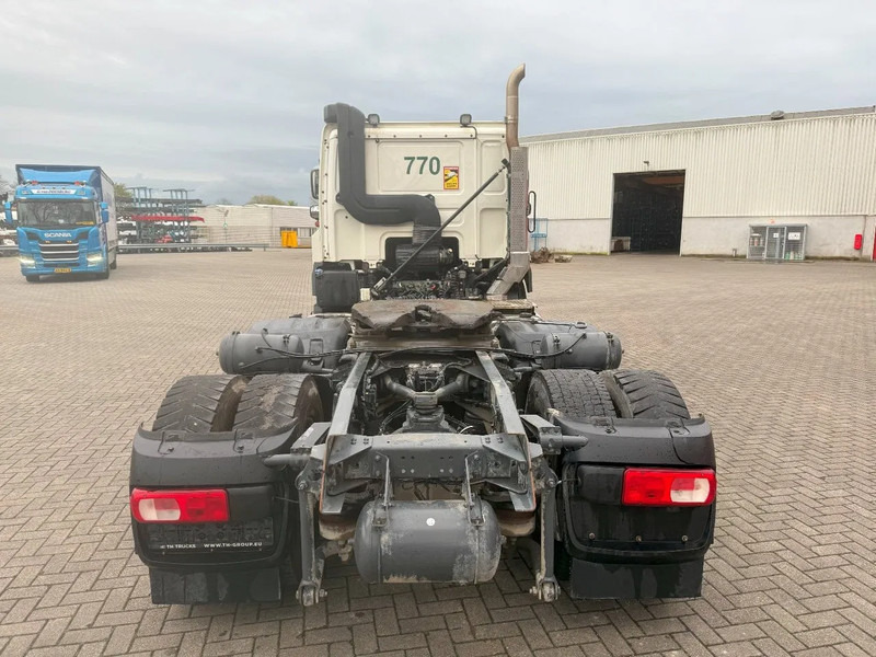 DAF CF480 / 6X4 / ENGINE RUNNING / INTARDER / HYDRAULICS / ONLY:87912 KM / FULL-AIR / DEB / ALCOA / LWDS / FRIDGE / AUTOMATIC / EURO - Trekker: afbeelding 4 DAF CF480 / 6X4 / ENGINE RUNNING / INTARDER / HYDRAULICS / ONLY:87912 KM / FULL-AIR / DEB / ALCOA / LWDS / FRIDGE / AUTOMATIC / EURO - Trekker: afbeelding 4