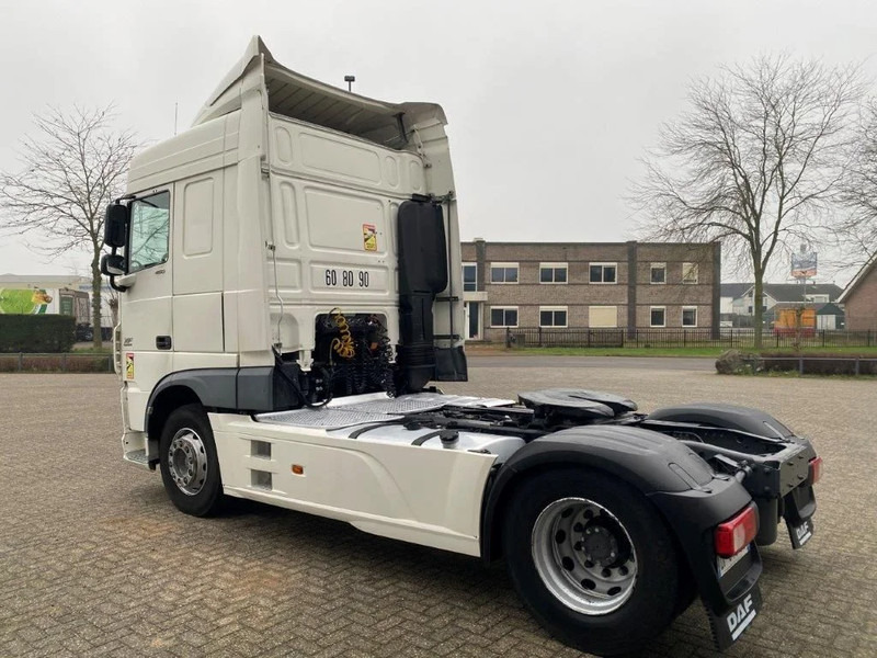 DAF XF106-460 / AUTOMATIC / DEB / PARKCOOL / AIRCO / EURO-6 / 2015 - Trekker: afbeelding 3 DAF XF106-460 / AUTOMATIC / DEB / PARKCOOL / AIRCO / EURO-6 / 2015 - Trekker: afbeelding 3