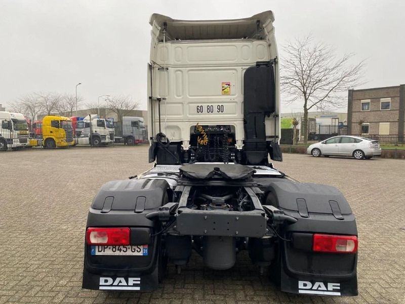 DAF XF106-460 / AUTOMATIC / DEB / PARKCOOL / AIRCO / EURO-6 / 2015 - Trekker: afbeelding 4 DAF XF106-460 / AUTOMATIC / DEB / PARKCOOL / AIRCO / EURO-6 / 2015 - Trekker: afbeelding 4