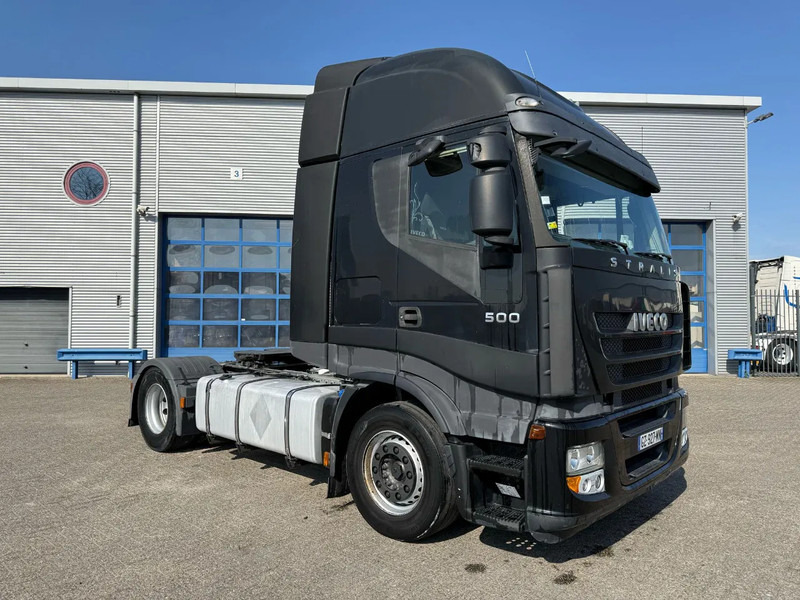 Iveco Stralis 500 / INTARDER / PARKCOOL / FRIDGE / 2XBED / AIRCO / SMART TACHO / AUTOMATIC / EURO-4 / 2008 - Trekker: afbeelding 2 Iveco Stralis 500 / INTARDER / PARKCOOL / FRIDGE / 2XBED / AIRCO / SMART TACHO / AUTOMATIC / EURO-4 / 2008 - Trekker: afbeelding 2