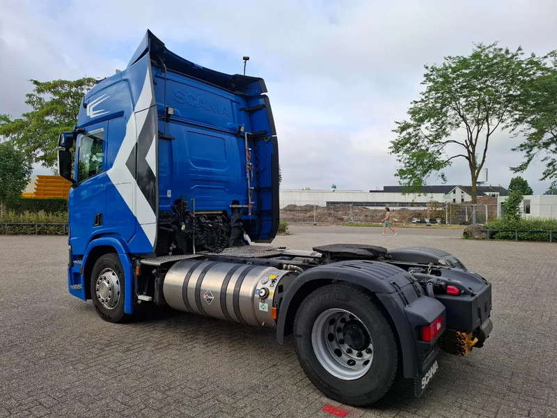 Scania NGS R410 / GERMAN TRUCK / RETARDER / I-PARKCOOL / LNG / ONLY:676801KM / LWDS / GEN2 V2 TACHO / AUTOMATIC / EURO-6 / 2020 - Trekker: afbeelding 3 Scania NGS R410 / GERMAN TRUCK / RETARDER / I-PARKCOOL / LNG / ONLY:676801KM / LWDS / GEN2 V2 TACHO / AUTOMATIC / EURO-6 / 2020 - Trekker: afbeelding 3