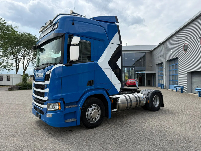 Scania NGS R410 / GERMAN TRUCK / RETARDER / LNG / ONLY: 619043 KM / I-PARKCOOL / LWDS / AUTOMATIC / EURO-6 / 2020 - Trekker: afbeelding 1 Scania NGS R410 / GERMAN TRUCK / RETARDER / LNG / ONLY: 619043 KM / I-PARKCOOL / LWDS / AUTOMATIC / EURO-6 / 2020 - Trekker: afbeelding 1