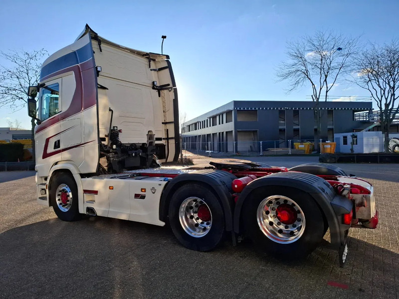 Scania NGS S650 V8 / BOOGIE / RETARDER / 633398KM / 9 TON FRONT AXLE / FULL-AIR / INLINER / LEATHER / ALCOA / NAVI / FRIDGE / EURO-6 / - Trekker: afbeelding 3 Scania NGS S650 V8 / BOOGIE / RETARDER / 633398KM / 9 TON FRONT AXLE / FULL-AIR / INLINER / LEATHER / ALCOA / NAVI / FRIDGE / EURO-6 / - Trekker: afbeelding 3
