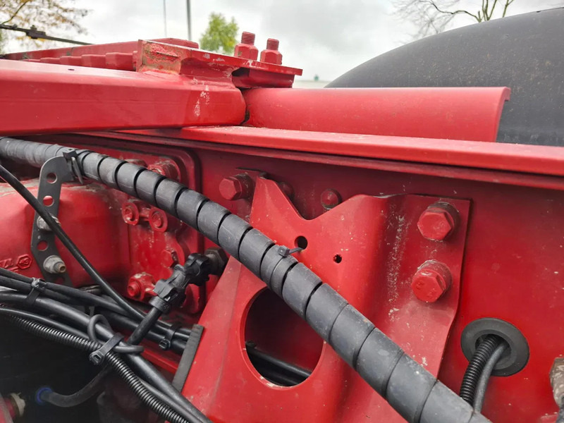 Trekker Scania NGS S650 V8 / RETARDER / 633397 KM / 9 TON FRONT AXELE / FULL-AIR / INLINER / FULL SPOILER / LEATHER / ALCOA / NAVI / FRIDGE / E: afbeelding 11