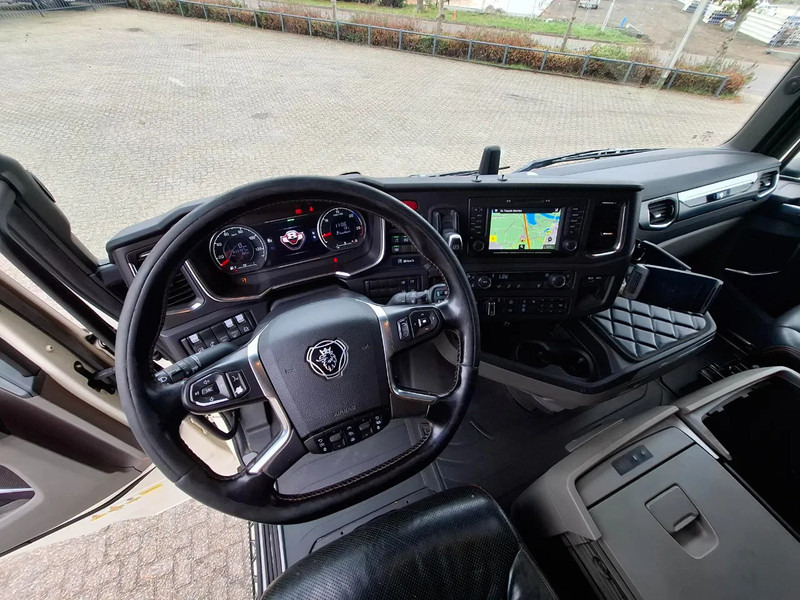 Trekker Scania NGS S650 V8 / RETARDER / 633397 KM / 9 TON FRONT AXELE / FULL-AIR / INLINER / FULL SPOILER / LEATHER / ALCOA / NAVI / FRIDGE / E: afbeelding 14