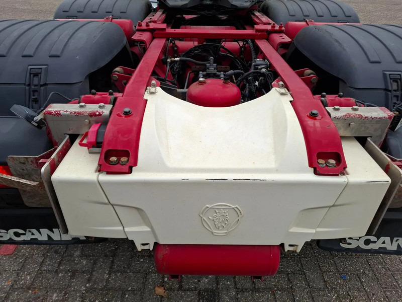 Trekker Scania NGS S650 V8 / RETARDER / 633397 KM / 9 TON FRONT AXELE / FULL-AIR / INLINER / FULL SPOILER / LEATHER / ALCOA / NAVI / FRIDGE / E: afbeelding 10