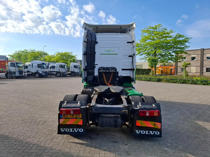 Volvo FH13-440 / NL TRUCK / AIRCO / WEBASTO PARKHEAT / AUTOMATIC / EURO-5 / 2007 - Trekker: afbeelding 4 Volvo FH13-440 / NL TRUCK / AIRCO / WEBASTO PARKHEAT / AUTOMATIC / EURO-5 / 2007 - Trekker: afbeelding 4