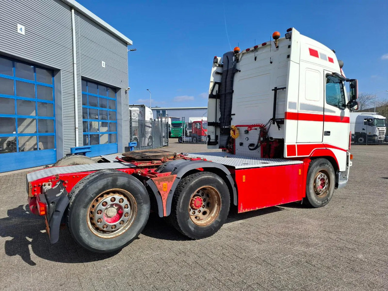 Volvo FH13-480 / VEB / HYDRAULICS / LIFT+LENKACHSE / FRIDGE / ONLY:672406 KM / AUTOMATIC / EURO-3 / 2006 - Trekker: afbeelding 5 Volvo FH13-480 / VEB / HYDRAULICS / LIFT+LENKACHSE / FRIDGE / ONLY:672406 KM / AUTOMATIC / EURO-3 / 2006 - Trekker: afbeelding 5