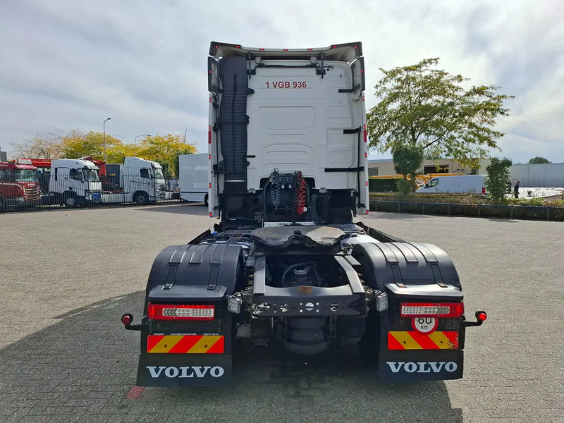 Volvo FH4-460 / VEB+ / HYDRAULICS / GEN2 V2 SMART TACHO / LWDS / SIDESKIRTS / FRIDGE / EURO-6 / 2018 - Trekker: afbeelding 4 Volvo FH4-460 / VEB+ / HYDRAULICS / GEN2 V2 SMART TACHO / LWDS / SIDESKIRTS / FRIDGE / EURO-6 / 2018 - Trekker: afbeelding 4