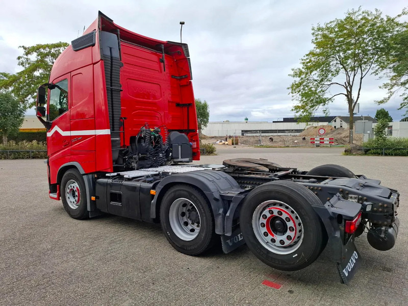 Volvo FH4-500 / VEB+ / ACC / LWDS / FULL-AIR / LIFT AXLE / 705064 KM / FRIDGE / AUTOMATIC / EURO-6 / 2018 - Trekker: afbeelding 3 Volvo FH4-500 / VEB+ / ACC / LWDS / FULL-AIR / LIFT AXLE / 705064 KM / FRIDGE / AUTOMATIC / EURO-6 / 2018 - Trekker: afbeelding 3
