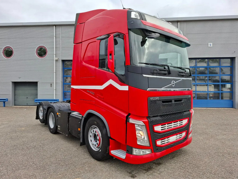 Volvo FH4-500 / VEB+ / ACC / LWDS / FULL-AIR / LIFT AXLE / 705064 KM / FRIDGE / AUTOMATIC / EURO-6 / 2018 - Trekker: afbeelding 2 Volvo FH4-500 / VEB+ / ACC / LWDS / FULL-AIR / LIFT AXLE / 705064 KM / FRIDGE / AUTOMATIC / EURO-6 / 2018 - Trekker: afbeelding 2