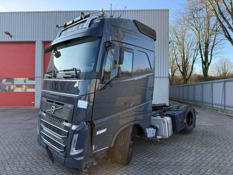 Volvo FH5-460 / VEB+ / HYDRAULICS / I-PARKCOOL / ONLY:188538 KM / FULL-AIR / ACC / LWDS / AUTOMATIC / EURO-6 / 2023 - Trekker: afbeelding 1 Volvo FH5-460 / VEB+ / HYDRAULICS / I-PARKCOOL / ONLY:188538 KM / FULL-AIR / ACC / LWDS / AUTOMATIC / EURO-6 / 2023 - Trekker: afbeelding 1