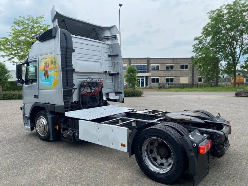 Volvo FM9-300 / MEGA / FULL-AIR / XENON / ONLY:372618KM / MANUAL / EURO-3 / 2004 - Trekker: afbeelding 3 Volvo FM9-300 / MEGA / FULL-AIR / XENON / ONLY:372618KM / MANUAL / EURO-3 / 2004 - Trekker: afbeelding 3