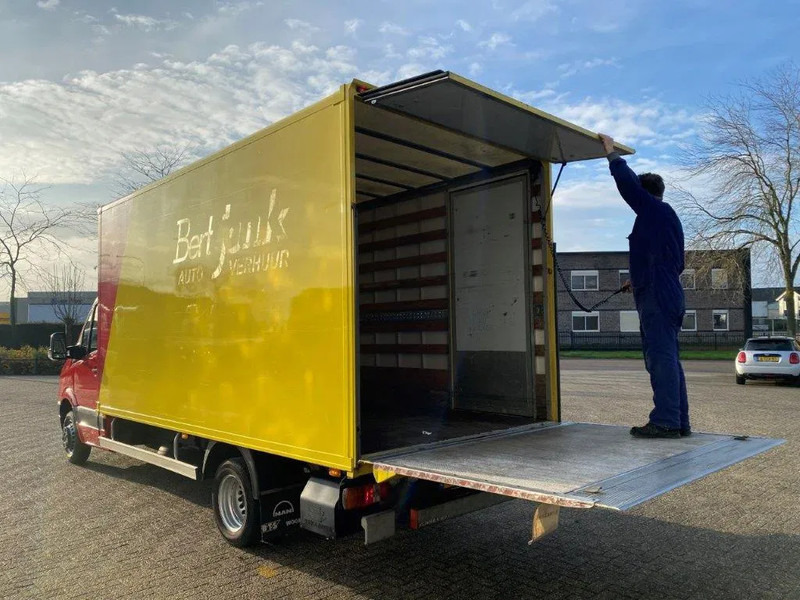 Volkswagen Crafter / NL VAN / PLATFORM / DOUBLE AIR REAR / TEMPOMAAT / AIRCO / ONLY:228596 KM / MANUAL / EURO- / 2015 - Gesloten bestelwagen: afbeelding 4 Volkswagen Crafter / NL VAN / PLATFORM / DOUBLE AIR REAR / TEMPOMAAT / AIRCO / ONLY:228596 KM / MANUAL / EURO- / 2015 - Gesloten bestelwagen: afbeelding 4