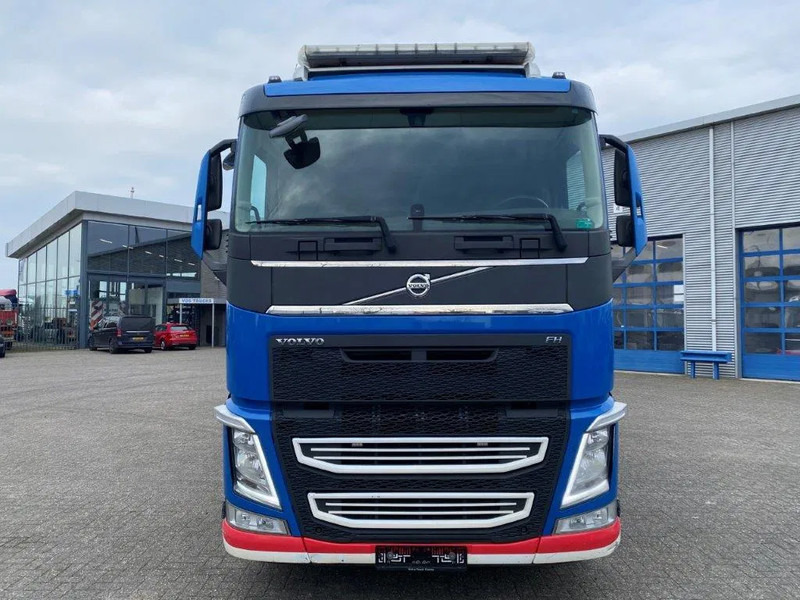Kraanwagen Volvo FH4-500 / HMF 3220K-RC / REMOTE / ROTATOR / 3SIDE TIPPER / DYNAMIC STEERING / ONLY:302623 KM / AUTOMATIC / EURO-6 / 2017: afbeelding 17