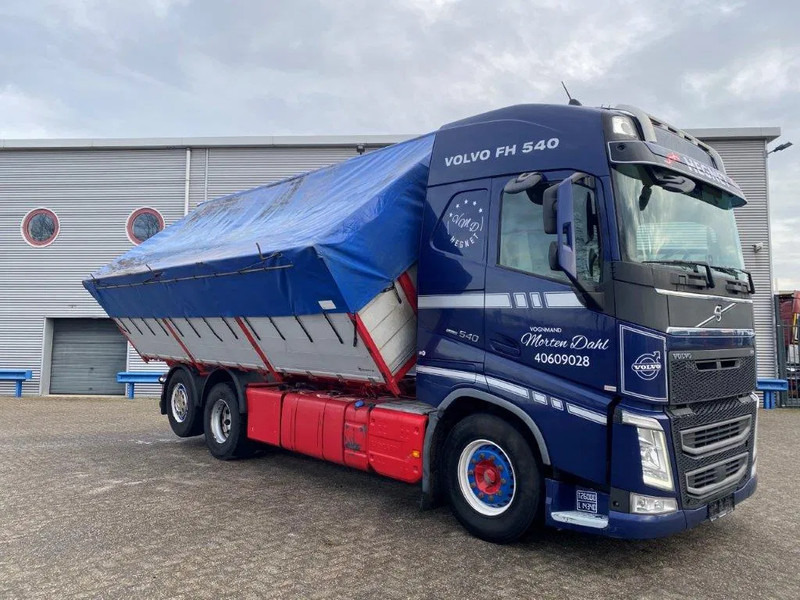 Volvo FH4-540 / VEB+ / ACC / LWDS / 3SIDE TIPPER / DYNAMIC STEERING / LEATHER / FULL-AIR / AUTOMATIC / EURO-6 / 2017 - Kipper vrachtwagen: afbeelding 5 Volvo FH4-540 / VEB+ / ACC / LWDS / 3SIDE TIPPER / DYNAMIC STEERING / LEATHER / FULL-AIR / AUTOMATIC / EURO-6 / 2017 - Kipper vrachtwagen: afbeelding 5