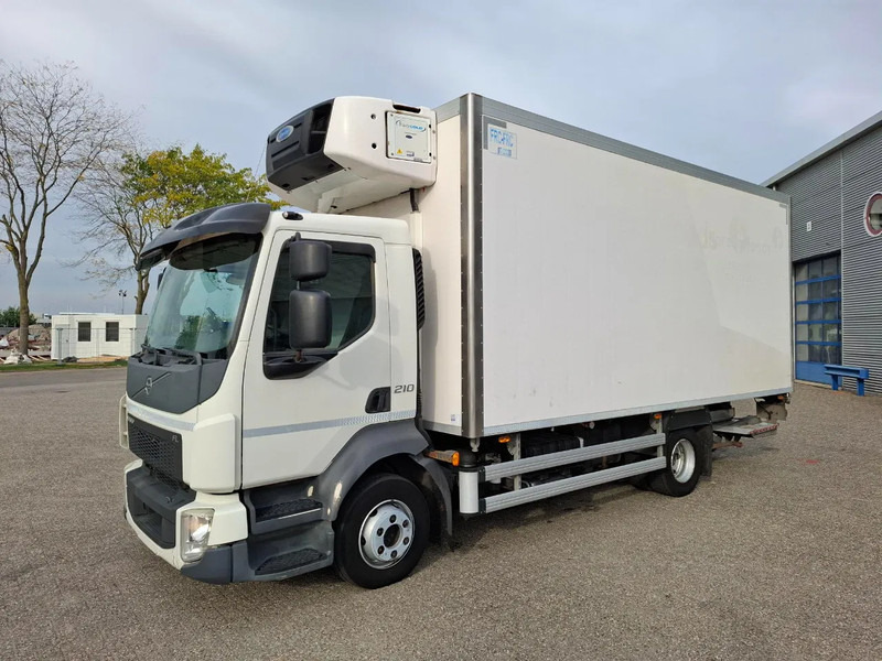 Volvo FL210 / ONLY:194894 KM / TUV:03-02-2026 / FRIDGE COMPARTIMENT / PLATFORM 1500 KG / SIDE DOOR / MANUAL / EURO-6 / 2014 - Koelwagen vrachtwagen: afbeelding 1 Volvo FL210 / ONLY:194894 KM / TUV:03-02-2026 / FRIDGE COMPARTIMENT / PLATFORM 1500 KG / SIDE DOOR / MANUAL / EURO-6 / 2014 - Koelwagen vrachtwagen: afbeelding 1